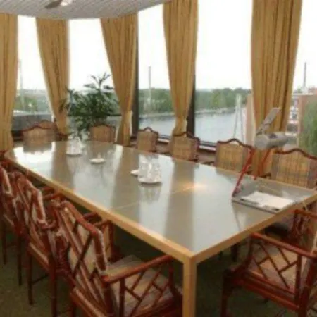 オリジナル ソコス イルヴス 4* タンペレ